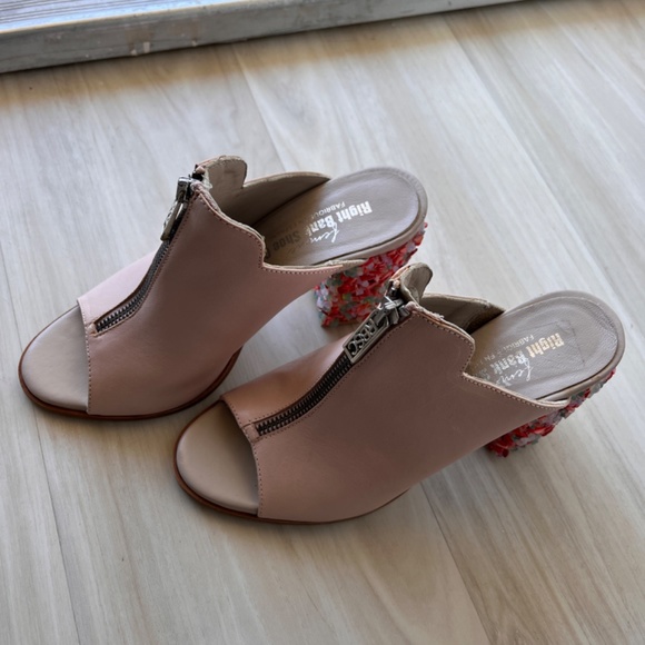 Open toe bootie - Picture 3 of 7